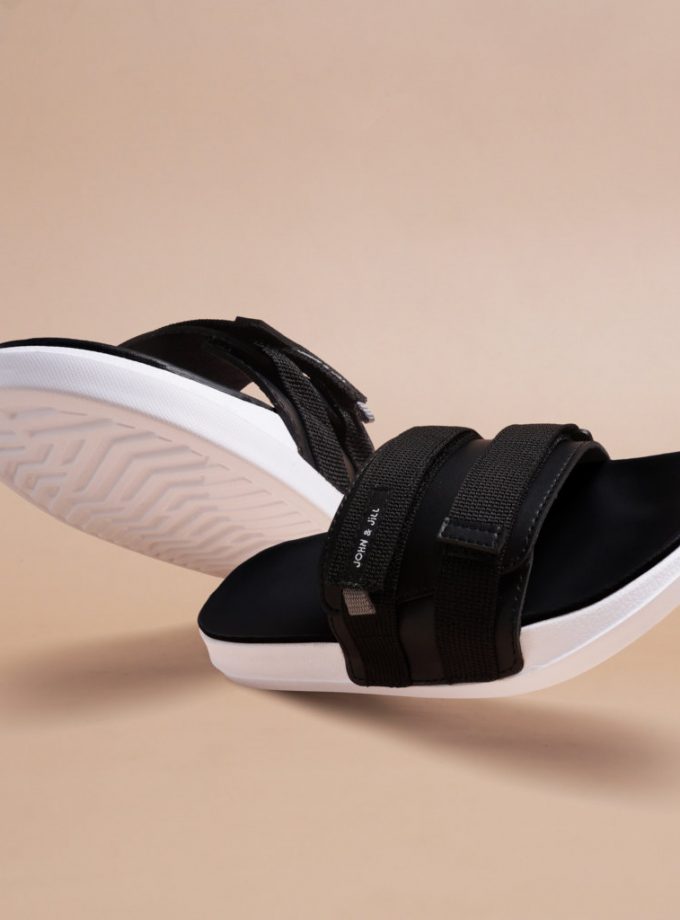 John&Jill Velcro Bold Sandal Black-White